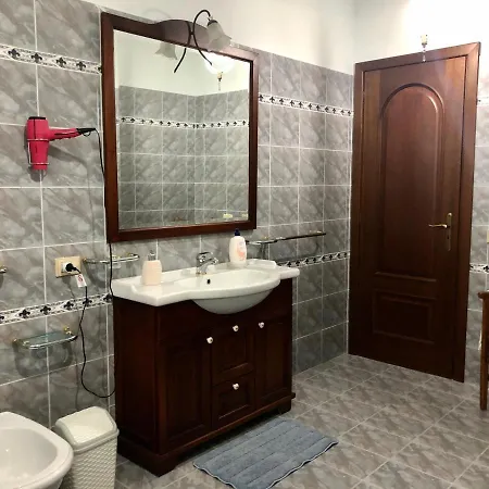 Zagara Feriehus Gioiosa Ionica